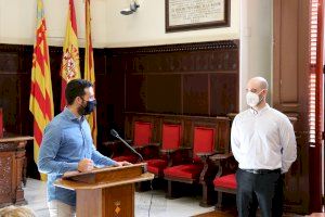 L'Ajuntament de Sagunt rep al Doctor Ibáñez-Cabellos pel seu Premi extraordinari de Doctorat