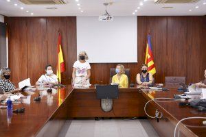 Residentes retoma las reuniones con las asociaciones de ciudadanos extranjeros tras los meses de verano Residentes retoma las reuniones con las asociaciones de ciudadanos extranjeros tras los meses de verano