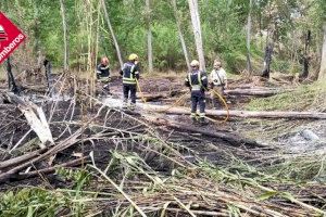 Extingit un incendi de vegetació a Cocentaina