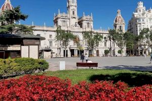 El presupuesto del Ayuntamiento de Valencia crecerá un 4% en el 2022 hasta los 955 millones de euros El presupuesto del Ayuntamiento de Valencia crecerá un 4% en el 2022 hasta los 955 millones de euros