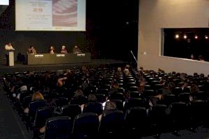 El Ayuntamiento de Elche consolida su posición contra la prostitución en la I Jornada contra la Trata y la Explotación Sexual