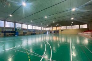 Disponibles para reservar los pabellones polideportivos de Requena usando mascarilla