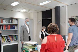 Héctor Illueca visita los servicios territoriales de Vivienda y Rehabilitación en Castelló de la Plana