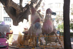 Els monuments fallers ja omplin els carrers de Borriana - (foto 2)