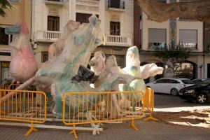 Els monuments fallers ja omplin els carrers de Borriana - (foto 5)