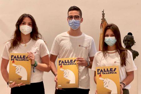 Coneix als influencers fallers per a 2021/2022 Coneix als influencers fallers per a 2021/2022