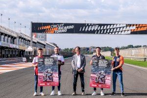 El público y Valentino Rossi serán los grandes protagonistas de la cita valenciana del motociclismo” El público y Valentino Rossi serán los grandes protagonistas de la cita valenciana del motociclismo”