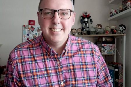 Riba-roja concede a Ernesto Tubía el primer premio de relato en el II Concurso LiteraTúria por la obra “La mujer asimétrica”
