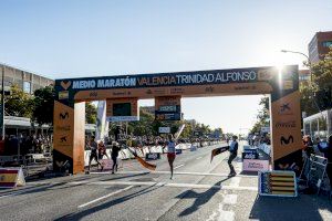 El Medio Maratón de Valencia vuelve a inundar las calles y consigue un nuevo récord del mundo - (foto 2) El Medio Maratón de Valencia vuelve a inundar las calles y consigue un nuevo récord del mundo - (foto 2)