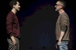 La Sala L’Horta lleva a escena “La Sort”, comedia dramática y autobiográfica sobre el proceso de adopción homoparental e interracial de los dramaturgos y actores Juli Disla y Jaume Pérez - (foto 2)
