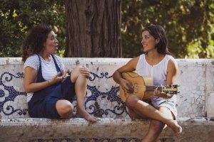La soprano Èlia Casanova y la vihuelista Belisana Ruiz presentan en la Universitat de València un recorrido musical desde Elvas a Roma - (foto 2)