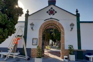 El Ayuntamiento de Calp pone a punto el cementerio municipal para la festividad de Todos los Santos El Ayuntamiento de Calp pone a punto el cementerio municipal para la festividad de Todos los Santos