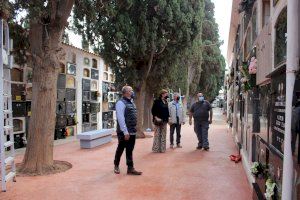 Ultimados los preparativos en el cementerio para la festividad de Todos los Santos en Burriana - (foto 2) Ultimados los preparativos en el cementerio para la festividad de Todos los Santos en Burriana - (foto 2)
