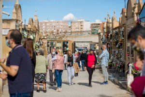 Más de 45.000 visitas a los cementerios de Elchevcon motivo de Todos los Santos