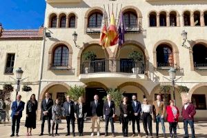 L'Eliana millora l'accessibilitat de Les Casetes i renova el camp de futbol amb ajuda de la Diputació