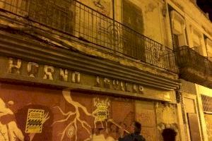 Cuidem el Cabanyal-Canyamelar senyalitza els habitatges municipals tancats, tapiats o deteriorats per demanar la seua recuperació i gestió pública - (foto 2)