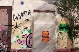 Cuidem el Cabanyal-Canyamelar senyalitza els habitatges municipals tancats, tapiats o deteriorats per demanar la seua recuperació i gestió pública - (foto 7)