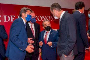 Carlos González: “La noche de la economía sirve para hacer visible el gran potencial empresarial de una provincia emprendedora” Carlos González: “La noche de la economía sirve para hacer visible el gran potencial empresarial de una provincia emprendedora”