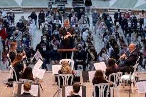 Los conciertos de la Unión Musical y la Rondalla de Pols i Pua de La Barqueta cierran la primera parte de la Semana Cultural de Festes