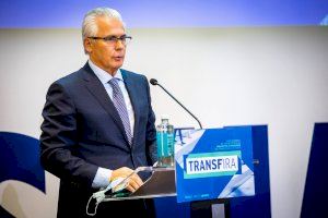 Baltasar Garzón: “La palabra innovación parece secuestrada en términos empresariales e innovar es un derecho de todos porque implica transformación social” - (foto 4) Baltasar Garzón: “La palabra innovación parece secuestrada en términos empresariales e innovar es un derecho de todos porque implica transformación social” - (foto 4)