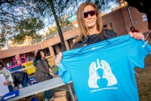 Cualquier persona puede inscribirse en la carrera por un precio único de cinco euros Cualquier persona puede inscribirse en la carrera por un precio único de cinco euros