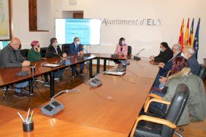 Los entes festeros se suman a la campaña municipal de recogida de donativos para los damnificados por el volcán de La Palma - (foto 2) Los entes festeros se suman a la campaña municipal de recogida de donativos para los damnificados por el volcán de La Palma - (foto 2)