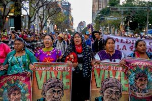 Los indígenas mexicanos toman Valencia - (foto 2) Los indígenas mexicanos toman Valencia - (foto 2)