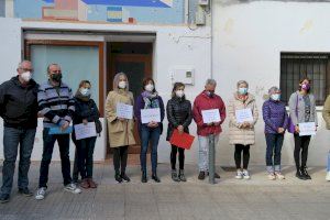 Calp se concentra contra la violencia de género en el 25-N - (foto 3) Calp se concentra contra la violencia de género en el 25-N - (foto 3)