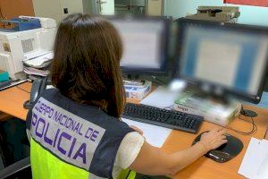 Estafa a Orihuela: una dona va estafar més de 8.000 euros a persones amb pocs recursos econòmics Estafa a Orihuela: una dona va estafar més de 8.000 euros a persones amb pocs recursos econòmics