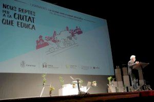 Catarroja es posiciona com a Ciutat Educadora en la jornada ‘La ciutat com a espai educatiu’ Catarroja es posiciona com a Ciutat Educadora en la jornada ‘La ciutat com a espai educatiu’