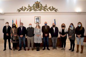 La Conselleria de Transición Ecológica y el Ayuntamiento de Dénia cooperarán para proteger la posidonia
