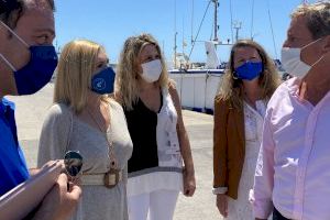 El PPCS exige al PSOE escuchar la llamada de auxilio de la pesca para evitar llevar a la ruina a 586 familias de Castellón El PPCS exige al PSOE escuchar la llamada de auxilio de la pesca para evitar llevar a la ruina a 586 familias de Castellón
