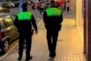 Un home agredeix la seua parella a les portes d'un supermercat a Sagunt