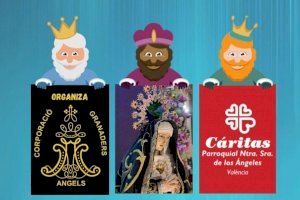 Los costaleros de los Granaderos del Cabanyal celebran un ensayo solidario para que ningún niño se quede sin juguete