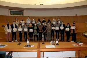 La Universidad de Alicante reconoce los mejores trabajos de final de grado y máster dedicados al compromiso social
