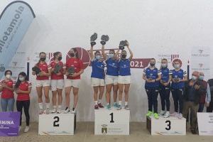 Ana, Myriam i Fanni, campiones del Màster 2021 de raspall - (foto 4)