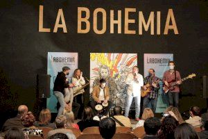 El grupo de música familiar Trobadorets recibe el premio de Música en los QUBO 2021 El grupo de música familiar Trobadorets recibe el premio de Música en los QUBO 2021