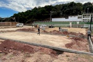 Empiezan las obras de la terera fase del polideportivo de Serra