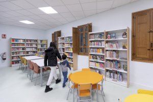 La biblioteca de Beniopa reobri després de la seua renovació - (foto 3) La biblioteca de Beniopa reobri després de la seua renovació - (foto 3)