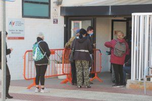 Qui demane la baixa per covid a la Comunitat Valenciana tindrà l'alta automàtica als set dies