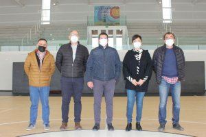 Un acord entre Ajuntament, Col•legi La Concepció i Martínez Valls Bàsquet permetrà potenciar l’ús del Pavelló Fernando Rubio Gimeno