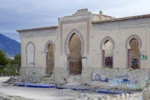El Ayuntamiento de la Vila Joiosa restaurará la Villa Giacomina y la torre de la Malladeta para su uso público - (foto 4) El Ayuntamiento de la Vila Joiosa restaurará la Villa Giacomina y la torre de la Malladeta para su uso público - (foto 4)