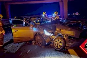 Dos ferits després d'un accident en què es van veure implicats diversos vehicles a Monforte del Cid