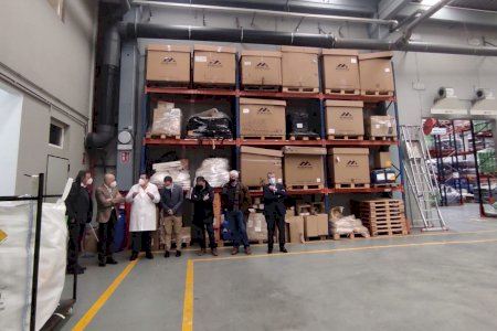 El alcalde de Villena, Fulgencio Cerdán, visita Atlántica Agrícola, acompañado de los diputados Alejandro Soler, Lázaro Azorín, y el eurodiputado Doménec Ruiz