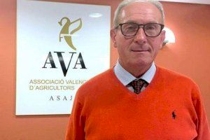 "Somos el farolillo rojo de Europa, la única autonomía española que pierde tierras de cultivo y que no incorpora jóvenes"