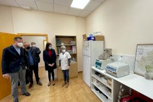 El Ayuntamiento de Elche mejora la accesibilidad, iluminación, climatización y la insonorización del consultorio de Valverde - (foto 4) El Ayuntamiento de Elche mejora la accesibilidad, iluminación, climatización y la insonorización del consultorio de Valverde - (foto 4)
