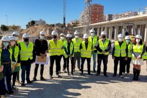 Vicent Marzà visita las obras del CEIP Gasparot y el CEIP Doctor Álvaro Esquerdo de la Vila Joiosa - (foto 4)