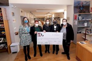 La ‘Biblioteca Solidària' de Gandia recapta 1.000 euros