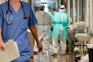 Los sindicatos exigen vigilantes de seguridad en centros de salud ante “el aumento de agresiones e insultos” Los sindicatos exigen vigilantes de seguridad en centros de salud ante “el aumento de agresiones e insultos”