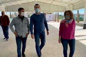 Mompó y Folgado visitan el proyecto de Nova Vida en el Campo de l’Alter de Torrent